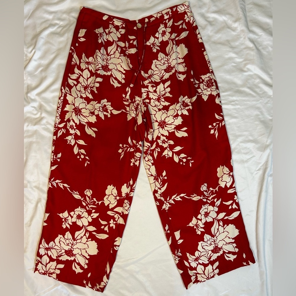 100% Silk Kahala Hawaiian Red Floral Cropped Pants Size 6